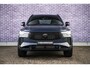 Volvo XC90 T8 Plug-in hybrid AWD Ultra Black Ed. Exec. | Google | Long Range | Ventilatie Voorstoelen | Bowers & Wilkins Audio | Luchtvering | Head-Up Display | Stoel-/Stuurverwarming | Adaptieve Cruise Control | 360 Camera | Massage | Gelamineerde Zijruiten Rondom | Getint Glas | Keyless | Memory | Elek. Achterklep | 22" LM