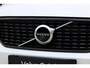 Volvo XC40 T3 R-Design | Adaptieve Cruise-control & Pilot-assist | Elektrisch verwarmbare voorruit | 360 graden camera | Elektrisch verstelbare bestuurdersstoel met memorie functie | Semi-automatische trekhaak | Verwarmbare voorstoelen | Panoramisch schuif/kantel dak | Standkachel