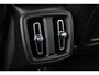 Volvo XC40 T3 R-Design | Adaptieve Cruise-control & Pilot-assist | Elektrisch verwarmbare voorruit | 360 graden camera | Elektrisch verstelbare bestuurdersstoel met memorie functie | Semi-automatische trekhaak | Verwarmbare voorstoelen | Panoramisch schuif/kantel dak | Standkachel