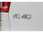 Volvo XC40 T3 R-Design | Adaptieve Cruise-control & Pilot-assist | Elektrisch verwarmbare voorruit | 360 graden camera | Elektrisch verstelbare bestuurdersstoel met memorie functie | Semi-automatische trekhaak | Verwarmbare voorstoelen | Panoramisch schuif/kantel dak | Standkachel