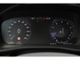 Volvo XC40 T3 R-Design | Adaptieve Cruise-control & Pilot-assist | Elektrisch verwarmbare voorruit | 360 graden camera | Elektrisch verstelbare bestuurdersstoel met memorie functie | Semi-automatische trekhaak | Verwarmbare voorstoelen | Panoramisch schuif/kantel dak | Standkachel