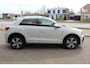 Volkswagen T-Roc 1.5-150pk R-Line Edition DSG-AUTOMAAT ! Gun u het comfort en gemak van een automaat ! Slechts 16.000km ! Winterpakket, Adapt. Cruise Control, Climate Control, Camera, CarPlay