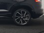 Skoda Karoq 1.5 TSI ACT Sportline 150pk DSG Dealer O.H | Trekhaak Afn. | Panodak | RS Sportstoelen Verwarmd | Adaptive Cruise | Sfeerverlichting | Camera | Apple Carplay | Keyless | Navigatie | DAB | 19" L.M |