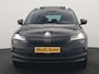 Skoda Karoq 1.5 TSI ACT Sportline 150pk DSG Dealer O.H | Trekhaak Afn. | Panodak | RS Sportstoelen Verwarmd | Adaptive Cruise | Sfeerverlichting | Camera | Apple Carplay | Keyless | Navigatie | DAB | 19" L.M |