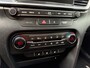 Kia ProCeed 1.4 T-GDI GT-PlusLine |PANORAMADAK | NAVIGATIE | SFEERVERLICHTING | STOEL/STUUR VERWARMING | DAB | ACHTERUIT RIJ CAMERA | DODE HOEK DETECTIE | APPLE CARPLAY | JBL GELUID INSTALATIE |
