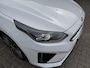 Kia ProCeed 1.4 T-GDI GT-PlusLine |PANORAMADAK | NAVIGATIE | SFEERVERLICHTING | STOEL/STUUR VERWARMING | DAB | ACHTERUIT RIJ CAMERA | DODE HOEK DETECTIE | APPLE CARPLAY | JBL GELUID INSTALATIE |