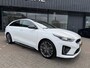 Kia ProCeed 1.4 T-GDI GT-PlusLine |PANORAMADAK | NAVIGATIE | SFEERVERLICHTING | STOEL/STUUR VERWARMING | DAB | ACHTERUIT RIJ CAMERA | DODE HOEK DETECTIE | APPLE CARPLAY | JBL GELUID INSTALATIE |