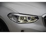 BMW iX3 Executive 80 kWh | Panoramadak | Keyless | Stoelverwarming | Camera | Adaptief Onderstel | Adaptive LED | Elektrische Stoelen | Apple Carplay | Navigatie | Ambiance Verlichting