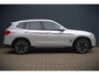 BMW iX3 Executive 80 kWh | Panoramadak | Keyless | Stoelverwarming | Camera | Adaptief Onderstel | Adaptive LED | Elektrische Stoelen | Apple Carplay | Navigatie | Ambiance Verlichting