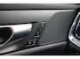 Volvo V60 2.0 T6 Recharge AWD R-Design 2022 PANO !