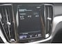 Volvo V60 2.0 T6 Recharge AWD R-Design 2022 PANO !
