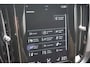 Volvo V60 2.0 T6 Recharge AWD R-Design 2022 PANO !