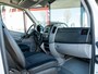 Mercedes-Benz Sprinter 210 2.2 CDI 325 DC | Trekhaak | 6 Zitplaatsen | Airco | Verlichting | Bak | Dubbele Cabine | Achterbank 4 zitplaatsen | Comfort Stoelen | Origineel Nederlands | NAP Nationale Auto Pas |