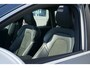 Volvo XC60 190PK T4 R-Design AUTOM. | SUPER LUXE | PANO | TREKHAAK
