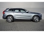 Volvo XC60 190PK T4 R-Design AUTOM. | SUPER LUXE | PANO | TREKHAAK