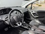 Peugeot 2008 1.2 110PK Allure Automaat | Trekhaak | Panoramadak | Navigatie | Apple Carplay / Android Auto | Dab Ontvanger | | Achteruitrijcamera | Cruise control | Electronic climate controle