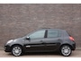Renault Clio 1.2 TCe Night & Day, panoramadak, airco, PDC keurige auto!