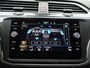 Volkswagen Tiguan Life Automaat - Camera - LED - Navigatie - Stoelverwarming - Park Assist -ACC