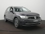 Volkswagen Tiguan Life Automaat - Camera - LED - Navigatie - Stoelverwarming - Park Assist -ACC