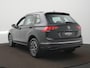 Volkswagen Tiguan Life Automaat - Camera - LED - Navigatie - Stoelverwarming - Park Assist -ACC