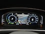 Volkswagen Tiguan Life Automaat - Camera - LED - Navigatie - Stoelverwarming - Park Assist -ACC