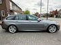BMW 5-Serie Touring 520i High Executive,Panoramadak,Stoelverwarming,Navigatie,19 Inch L.M. Velgen