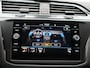 Volkswagen Tiguan 1.5 TSI Elegance Automaat - IQ light - Park Assist- Navigatie - Camera - ACC - Side Assist - Achterklep elektrisch