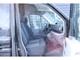 Volkswagen Crafter 35 2.0 TDI 140pk L3H3 Comfortline Camera Carplay Stoelverwarming Parkeersensoren Virtual Cockpit Bijrijdersbank