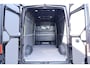 Volkswagen Crafter 35 2.0 TDI 140pk L3H3 Comfortline Camera Carplay Stoelverwarming Parkeersensoren Virtual Cockpit Bijrijdersbank
