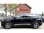 Peugeot 5008 130 Pk Benzine 5-Persoons Luxe Allure Zwart * Trekhaak * Navigatie * 1/2 Lederen Interieur * L.M. Velgen * Climate & Cruise Control * Hoge Zit * Vingerhoets; Vierde Generatie Eersteklas Service. Al meer dan 100 jaar een begrip in de Brabantse Kempen.