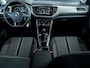 Volkswagen T-Roc 1.0 TSI Style | Origineel NL | 2e Eigenaar | Navigatie | Climate Control | Adaptieve Cruise Control | Parkeersensoren | Lichtmetalen Velgen | Apple Carplay | Android Auto | Metallic Lak | Privacy Glas |