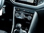 Volkswagen T-Roc 1.0 TSI Style | Origineel NL | 2e Eigenaar | Navigatie | Climate Control | Adaptieve Cruise Control | Parkeersensoren | Lichtmetalen Velgen | Apple Carplay | Android Auto | Metallic Lak | Privacy Glas |