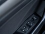 Volkswagen T-Roc 1.0 TSI Style | Origineel NL | 2e Eigenaar | Navigatie | Climate Control | Adaptieve Cruise Control | Parkeersensoren | Lichtmetalen Velgen | Apple Carplay | Android Auto | Metallic Lak | Privacy Glas |