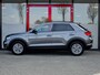 Volkswagen T-Roc 1.0 TSI Style | Origineel NL | 2e Eigenaar | Navigatie | Climate Control | Adaptieve Cruise Control | Parkeersensoren | Lichtmetalen Velgen | Apple Carplay | Android Auto | Metallic Lak | Privacy Glas |