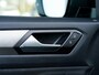 Volkswagen T-Roc 1.0 TSI Style | Origineel NL | 2e Eigenaar | Navigatie | Climate Control | Adaptieve Cruise Control | Parkeersensoren | Lichtmetalen Velgen | Apple Carplay | Android Auto | Metallic Lak | Privacy Glas |
