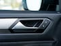 Volkswagen T-Roc 1.0 TSI Style | Origineel NL | 2e Eigenaar | Navigatie | Climate Control | Adaptieve Cruise Control | Parkeersensoren | Lichtmetalen Velgen | Apple Carplay | Android Auto | Metallic Lak | Privacy Glas |