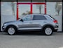 Volkswagen T-Roc 1.0 TSI Style | Origineel NL | 2e Eigenaar | Navigatie | Climate Control | Adaptieve Cruise Control | Parkeersensoren | Lichtmetalen Velgen | Apple Carplay | Android Auto | Metallic Lak | Privacy Glas |