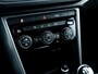 Volkswagen T-Roc 1.0 TSI Style | Origineel NL | 2e Eigenaar | Navigatie | Climate Control | Adaptieve Cruise Control | Parkeersensoren | Lichtmetalen Velgen | Apple Carplay | Android Auto | Metallic Lak | Privacy Glas |
