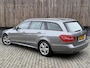 Mercedes-Benz E-klasse Estate 200 CGI Avantgarde Automaat | Unieke kilometerstand 90.163 NAP! | Half/leer | Bi-Xenon verlichting | Climate & cruise control Tempomat | Elektrisch bedienbare achterklep | Parkeersensoren voor en achter