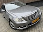 Mercedes-Benz E-klasse Estate 200 CGI Avantgarde Automaat | Unieke kilometerstand 90.163 NAP! | Half/leer | Bi-Xenon verlichting | Climate & cruise control Tempomat | Elektrisch bedienbare achterklep | Parkeersensoren voor en achter