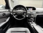 Mercedes-Benz E-klasse Estate 200 CGI Avantgarde Automaat | Unieke kilometerstand 90.163 NAP! | Half/leer | Bi-Xenon verlichting | Climate & cruise control Tempomat | Elektrisch bedienbare achterklep | Parkeersensoren voor en achter