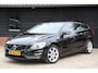 Volvo V60 1.5 T2 Nordic+ Xenon/parkeersensor/Navigatie/stoelverwarming/Apk 04-2027