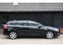 Volvo V60 1.5 T2 Nordic+ Xenon/parkeersensor/Navigatie/stoelverwarming/Apk 04-2027