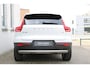 Volvo XC40 T2 Momentum Business | Dealer onderhouden | 360 graden camera | Adaptieve cruise control | Apple carplay/Android auto | Elektrische achterklep | Keyless | 18 inch Lichtmetalen velgen |
