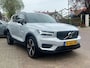 Volvo XC40 1.5 T5 262PK Plug-in Hybrid R-Design + 19"/ Navi/ Clima/ Ad.Cruise/ Panorama/ Full-LED/ H&K/ Winterpakket/ Camera/ NL auto
