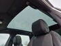 Land Rover Discovery Sport P300e 309pk AWD Dynamic SE | Nieuw model | Panoramadak | Elektr. trekhaak | Stoelverwarming |