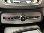 Volvo XC90 2.0 T8 Twin Engine AWD R-Design 7 Persoons LEDER NAVIGATIE LUCHTVERING ADAPTIVE CRUISE CONTROL HEAD-UP DISPLAY PANORAMA SCHUIF/KANTELDAK ACHTERUITRIJCAMERA ZEER MOOI !!