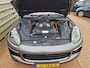 Porsche Cayenne 3.0 S E-Hybrid Panoramadak, Sport chrono, Trekhaak, NL Auto.