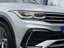 Volkswagen Tiguan 1.5 TSI R-Line Business+ Virtual, IQ light, Carplay, Rijklaar met beurt & garantie!