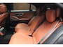 Mercedes-Benz S-klasse 580 e Lang AMG Line Full options! BTW auto! HUD Burmester Achterasbesturing Massage voor & achter Matrix LED Panoramadak Afneembare trekhaak Navi Leer 360 Camera Stoelventilatie voor en achter Memory seats voor & achter Softclose Standkachel ABC Achterklep elektrisch LM velgen